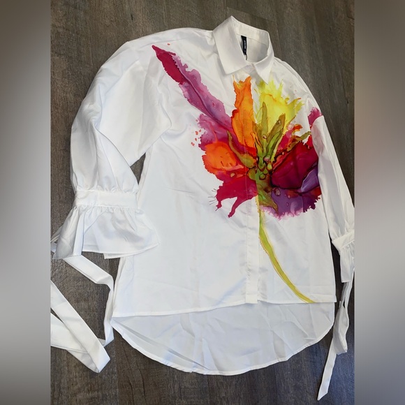 STYLEWE Women’s Button down blouse w/watercolor floral pattern & cuff sleeves - Picture 4 of 9